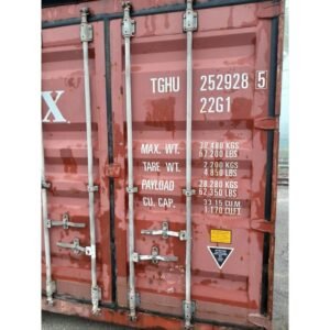 Le Container Standard 20 Pieds Occasion (Classe C) est idéal pour le transport et le stockage de marchandises sèches. Solide, sécurisé, avec une ouverture à 270° et conforme aux normes CSC. Flexible et adapté à diverses applications.
